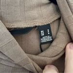 VERO MODA ribbed long sleeve midi dress in brown Photo 6