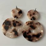 Tortoise Shell Statement Earrings • Unbranded Brown Photo 2