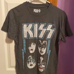 Target kiss t-shirt Photo 0