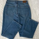 Madewell  Demi-Boot Cut Women's Straight Leg Blue Jeans Photo 2