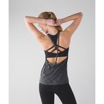 Lululemon  Strappy Tank Top Twist Toil Yoga Small Photo 1