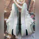 on cloud On Running Cloud White and Green Women's Sneakers Photo 1