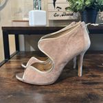 Ann Taylor Ann Taylor Tan Suede heels size 7.5 Photo 2