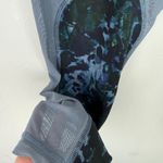 Lululemon  Athletica Running In The City 7/8 Leggings Floral Blue Denim Multi 8 Photo 3