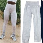 Free People Movement Good Karma Leggings Bundle M/L Iced Grey & Deepest Navy Blue Size M Photo 11