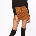 ✨2xHP✨Black Floral Lace Neck Cold Shoulder T Photo 0