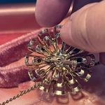 VINTAGE PRINCESS COSTUME GOLD/RHINESTONES FLORAL SHAPE NECKLACE EARRING SET Photo 5