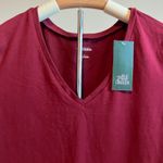 Wild Fable Women's Maroon Short Sleeve Cropped T-Shirt - Size Large - NWT Photo 2