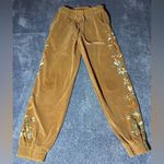 Driftwood NWOT  Corduroy Jogger In Tan Feathery Leaf‎ ( XS ) Photo 2