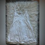 Pull&Bear embroidered mini dress White Photo 3