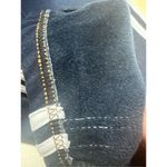 No Brand Pull on Photo 7