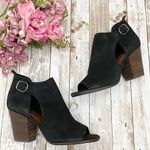 Lucky Brand Oona Black Suede Cut Out Sandals 10M Photo 0