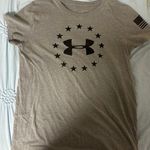 Under Armour T-shirt Photo 0