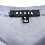 REBEL Gray White Abstract Cold Shoulder V Photo 2