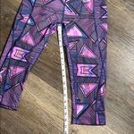 The North Face  Pink and Purple Geometric Capri Athletic Leggings Size Small Photo 7