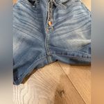 a.n.a Women's Blue Wide-Leg Jeans. . Size 6. Photo 1