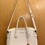 Michael Kors White Cross Body Purse Photo 0