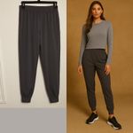 High Waisted Jogger Leggings Gray S | Athleisure, Pockets, Minimalist Activewear Photo 8