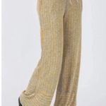 🆕Egs California Yellow Stripe Wide Photo 2