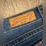 Seven7 Vintage Y2K  Capri Cropped Embroidered Jeans size 8 Photo 9