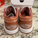 Women’s Air Jordan 1 Low Pink Salmon White Sneakers New Casual (DC0774 080) 7.5 Photo 4