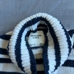 Abercrombie & Fitch Abercrombie Sweater Photo 1