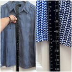 Foxcroft  Shaped Fit Blue Geometric Print Rayon Button Down Shirt Size 14 Photo 6
