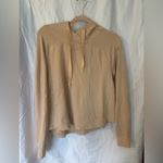 Athleta  BUTTERY BEIGE LONG SLEEVE BOARDWALK HIGH HIP HOODIE Size small Photo 6