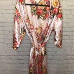 Miss to Mrs Pink Floral Bridal Robe Size undefined Photo 0