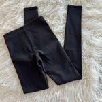 SKIMS Outdoor High Waist Leggings Washed Onyx Size XXS Photo 4