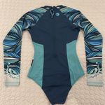 Wave Life Atlantis print women size XS Paddlesuit swim back zipper long sleeves Green Photo 4