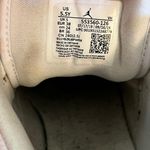 Nike  Air‎ Jordan Athletic Shoes Photo 5