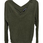 Wantable Forest Green Light Weight VNeck Sweater Size Medium Holiday Party Photo 0