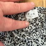 Le lis Leopard Print Women's‎ Top Photo 4