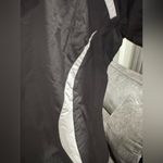 North End  venture mini ottoman lightweight jacket ✨ Photo 6