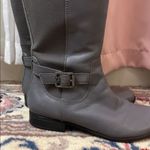 Isaac Mizrahi   Gray Heeled leather Boots 5.5M Photo 1