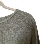 Andree by Unit  Women’s Sz S Green Knit Slouchy Top Short Dolman Sleeves Stretch Photo 3