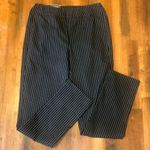 Who What Wear  NWT Pants Black White Striped Cropped High Rise Stretch Photo 0