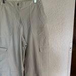Lululemon  Light Utilitech Cargo Pocket High-Rise Pant Natural Ivory Size 27 Photo 6