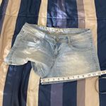 LEI Ashley Lowrise (junior) non stretch Light Blue Distressed Jean Shorts Size undefined Photo 4