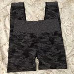 Gymshark Black Camo Seamless Leggings Photo 0