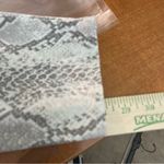 NYDJ , tummy lift technology,‎ skinny jeans women’s size 6 Photo 4