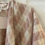 LC Lauren Conrad LAUREN CONRAD WOMENS PONCHO ONE SIZE LENGTH 28”WIDE 40”BRAND NEW Photo 3