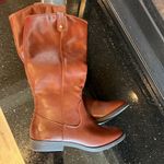 True Craft Boots Cognac Womens 8 New in Box Photo 6