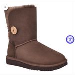 UGG  Women's Bailey Button II Short Chocolate Boots Size 9 Photo 1