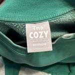 Aritzia Crewneck Photo 1