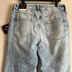 Ava & Viv  Women's Plus Size Light Blue Denim Cropped Jeans - Size 17 - NWT Photo 8