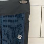 New Balance  Dry Pocket Mesh Back Leggings. Size Small. EUC Photo 4