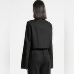 Linen Pintuck Cropped Shirt Photo 3