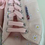Superga Sneakers Pink with White Embroidered Daisies Women's Size 8 EU 39 Photo 2